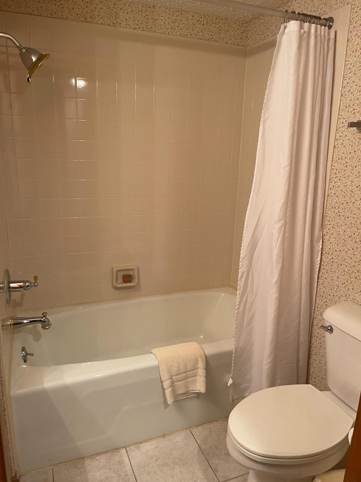 Top Floor Luxury, Sauna, Private Pool, Lake Bellaire Beach, 5 Beds, 4 Full Bath Exterior foto
