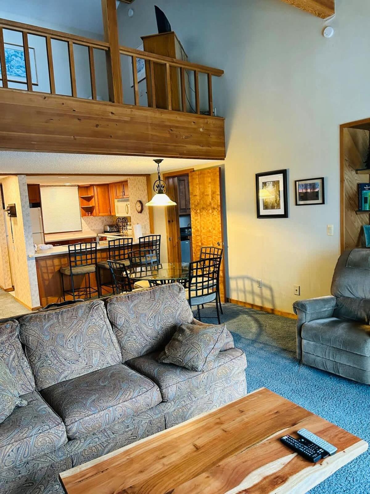 Top Floor Luxury, Sauna, Private Pool, Lake Bellaire Beach, 5 Beds, 4 Full Bath Exterior foto